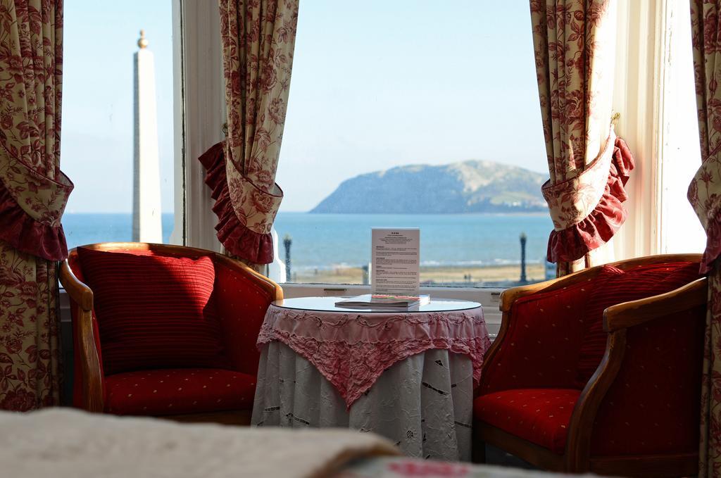Luxury Double Room with Sea View (1st Floor)